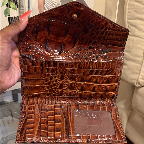Brahmin Veronica Wallet - Picture 7 of 8